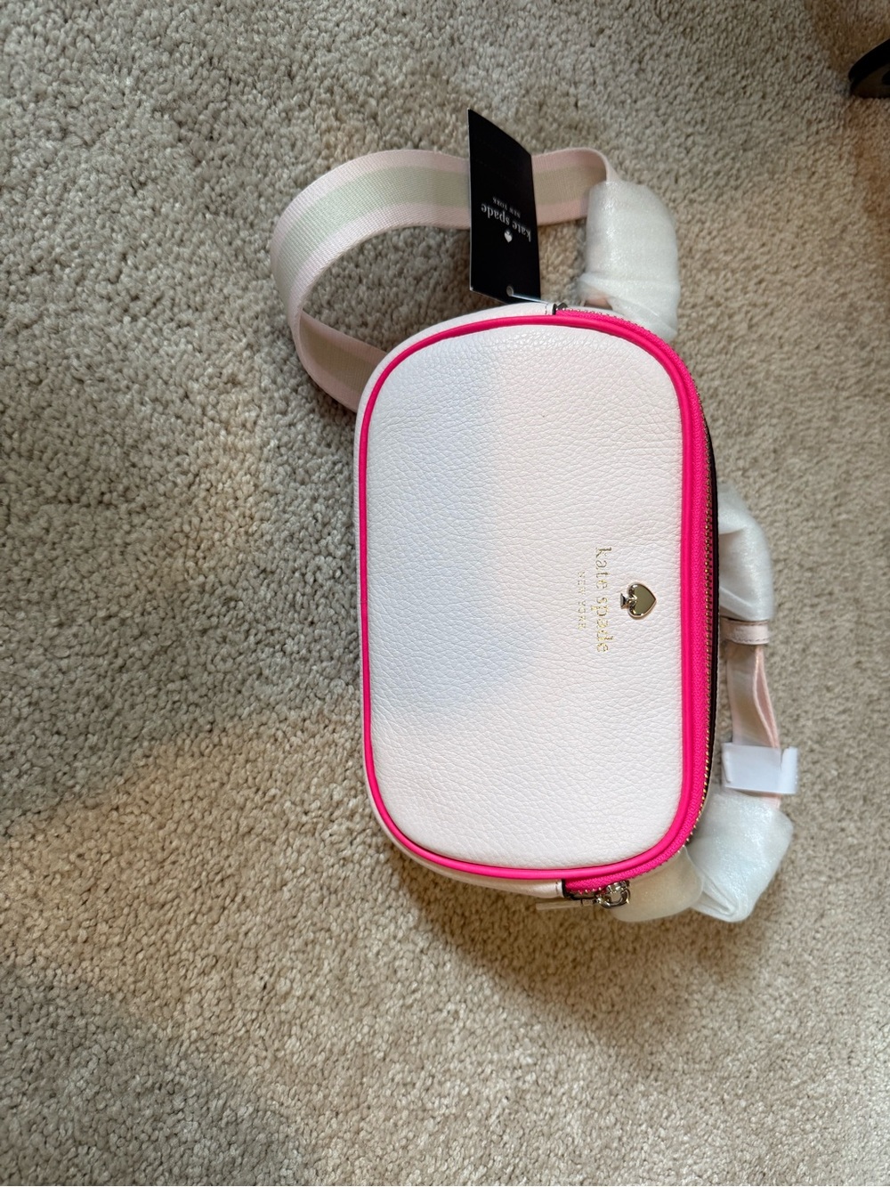 kate spade white pebble leather crossbody with hot pink piping